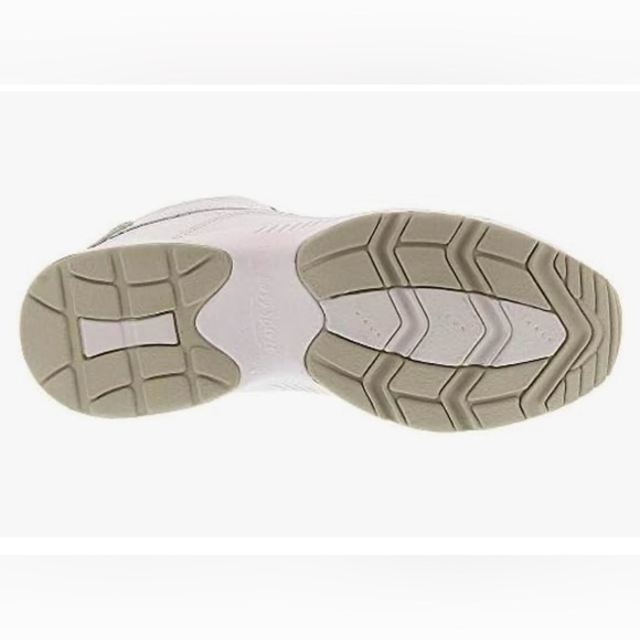 (1689) Easy Spirit Women's Romy Sneaker White silver glitter New 9 1/2 M - Picture 7 of 8